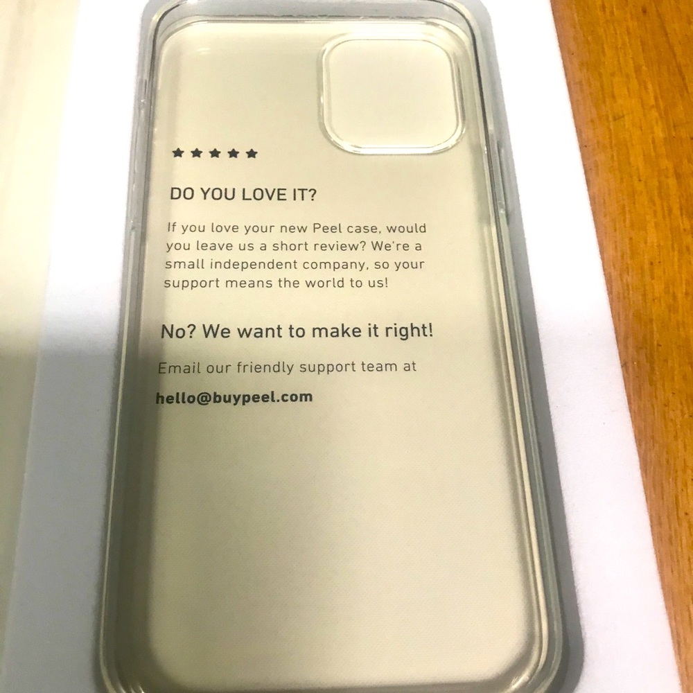 PEEL APPLE 12 PRO CASE